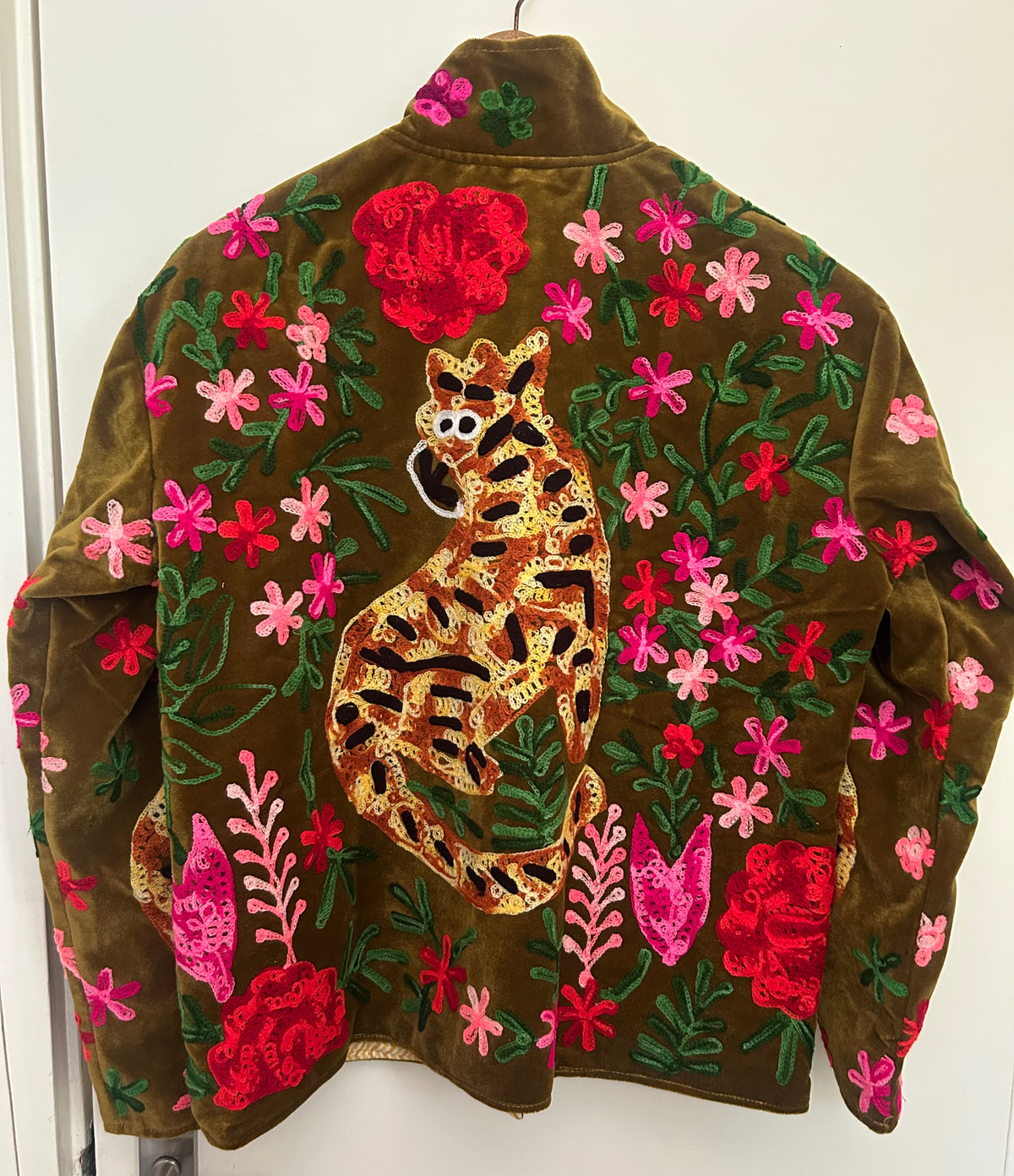 Embroidered Tiger Velvet Jacket – Olive
