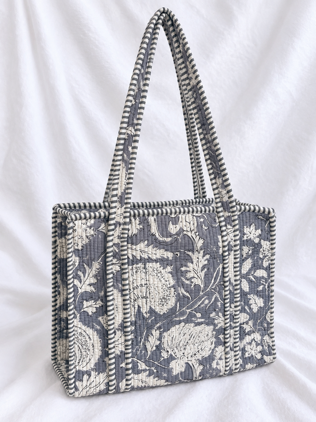 Grey & White Floral Small Quilted Tote Bag – Clearance